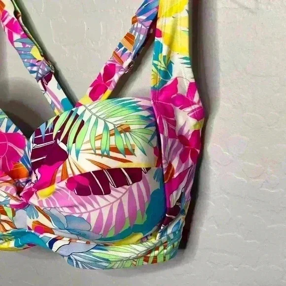 California Waves Hibiscus Paradise Multicolor Bikini Top 2X 20/22 - Picture 5 of 8